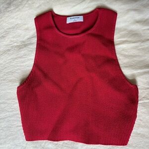 Aritzia/Babaton red ribbed crop top